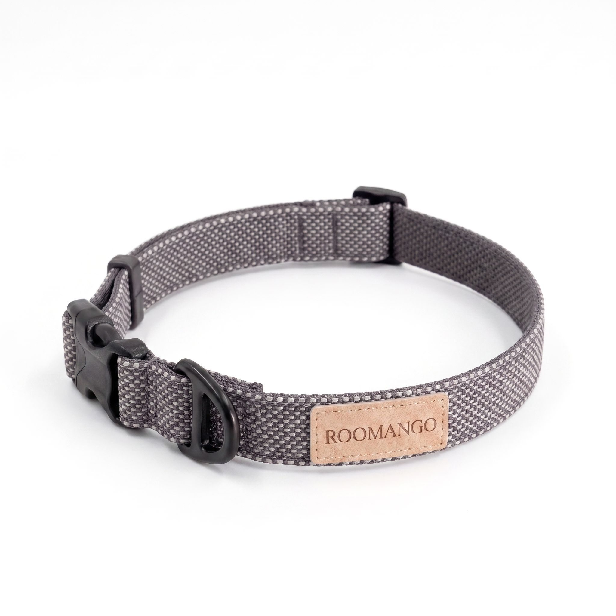 High toughness and wear-resistant reinforced metal traction ring for pet collars